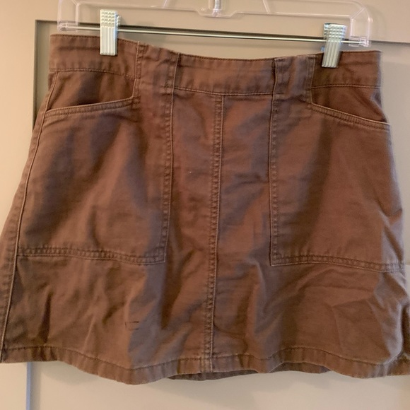 Forever 21 Army Green Cargo Mini Skirt - Picture 3 of 6
